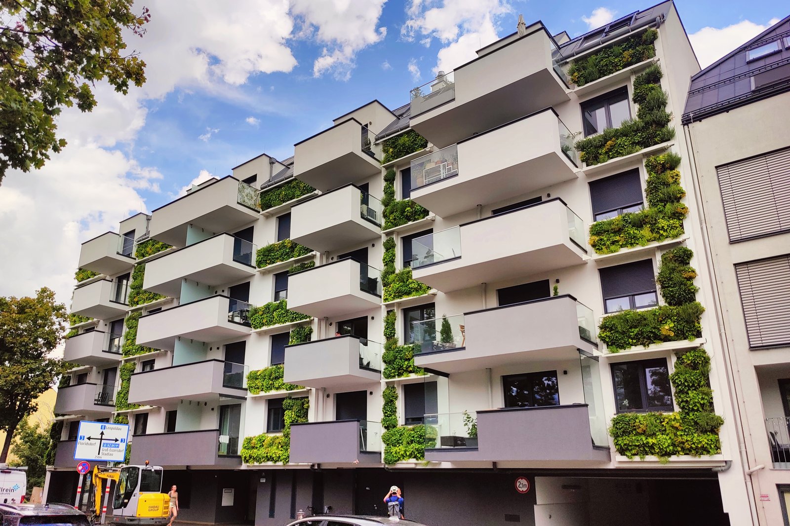 Wohnbau Wagramer Straße 64 mit LivingPANELS